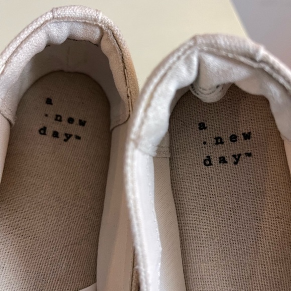 A New Day Women's Maggie Espadrille Flats Cream and Black size 8.5 Pre owned - Picture 4 of 8